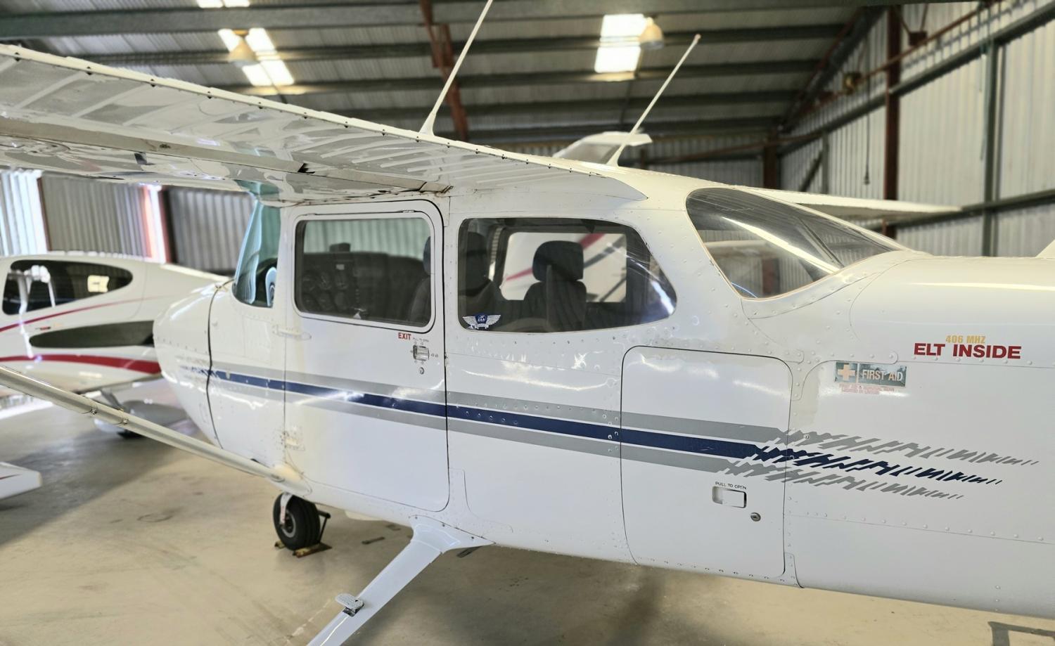 Click to enlarge Image 4 for 1977 Cessna 172N Skyhawk O-320-D2J