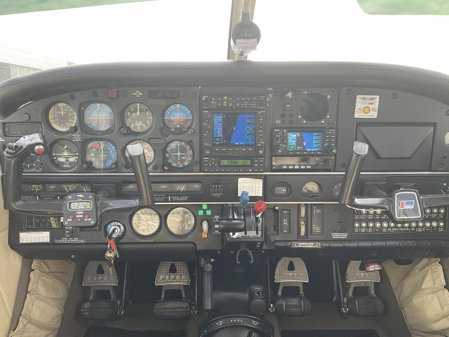 Click to enlarge Image 4 for 1983 PiperPA32R-301 Saratoga