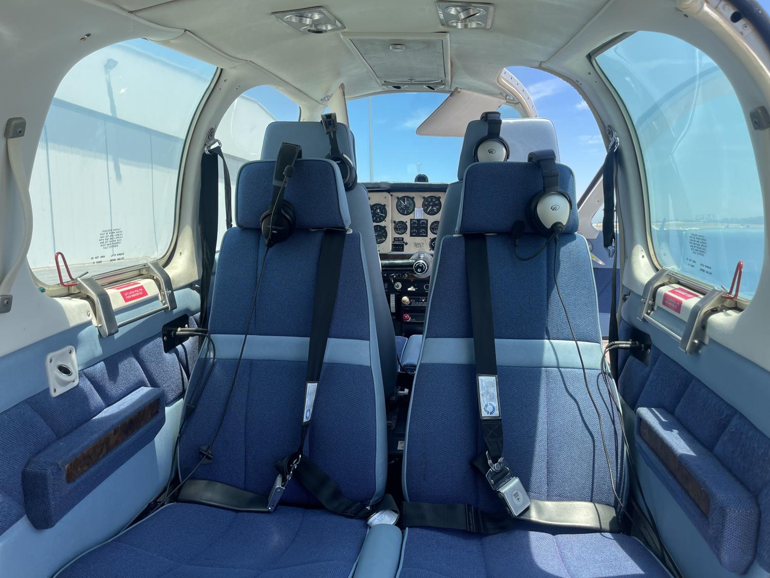 Click to enlarge Image 6 for 77 Cessna T210M Turbo Centurion