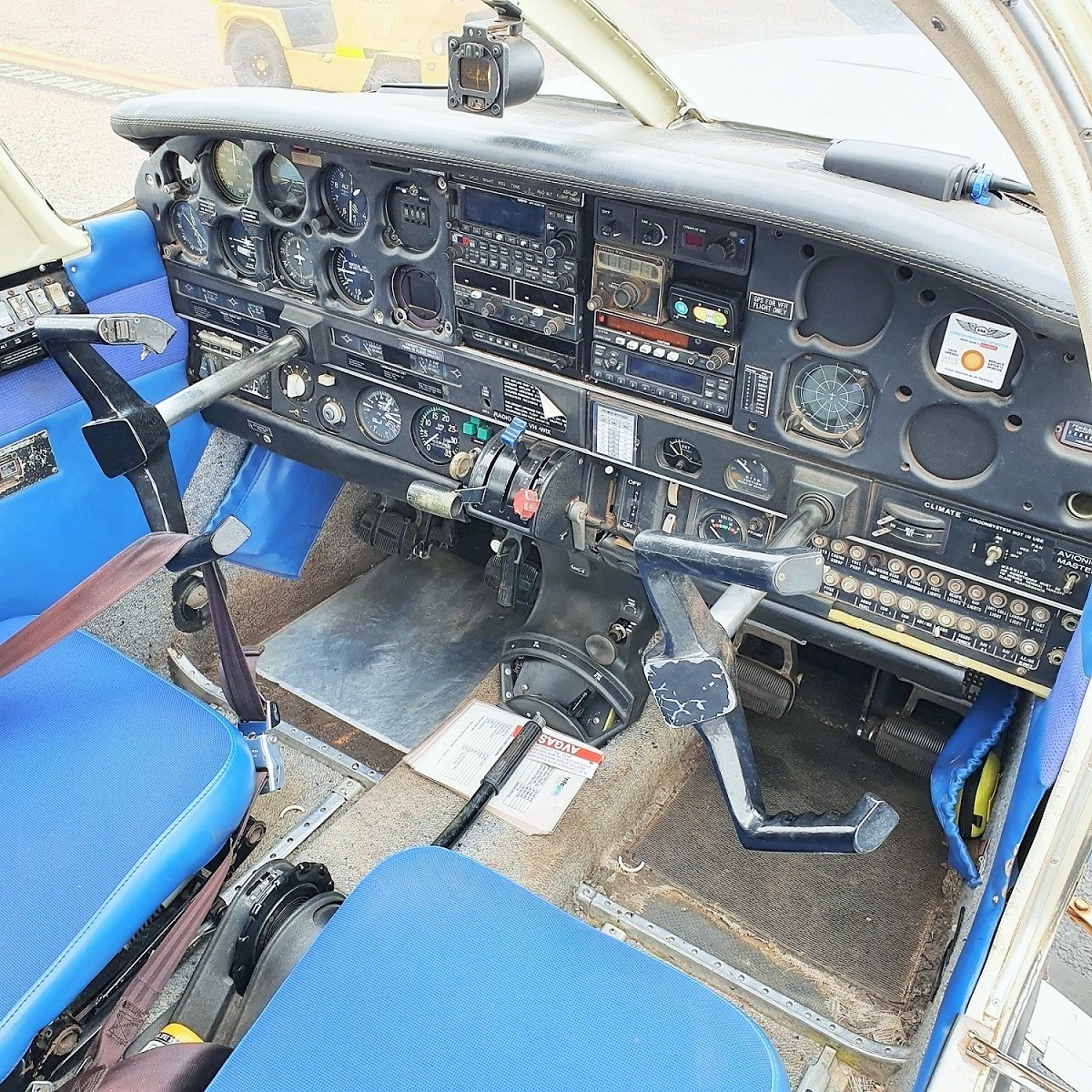 Image 3 for Piper PA32-300 Lance